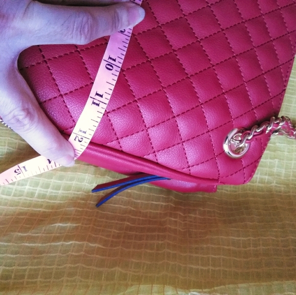 Bags - Picture 8 of 9